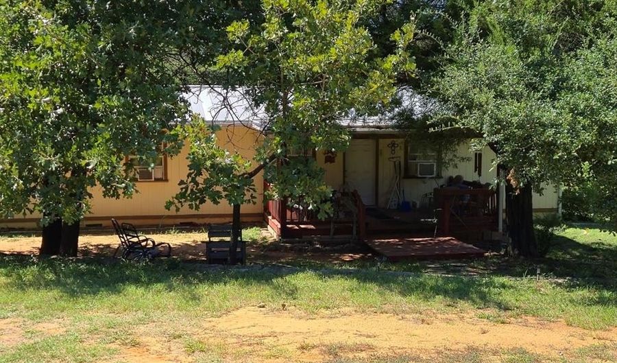 209 N County Road 810, Alvarado, TX 76009 - 2 Beds, 2 Bath