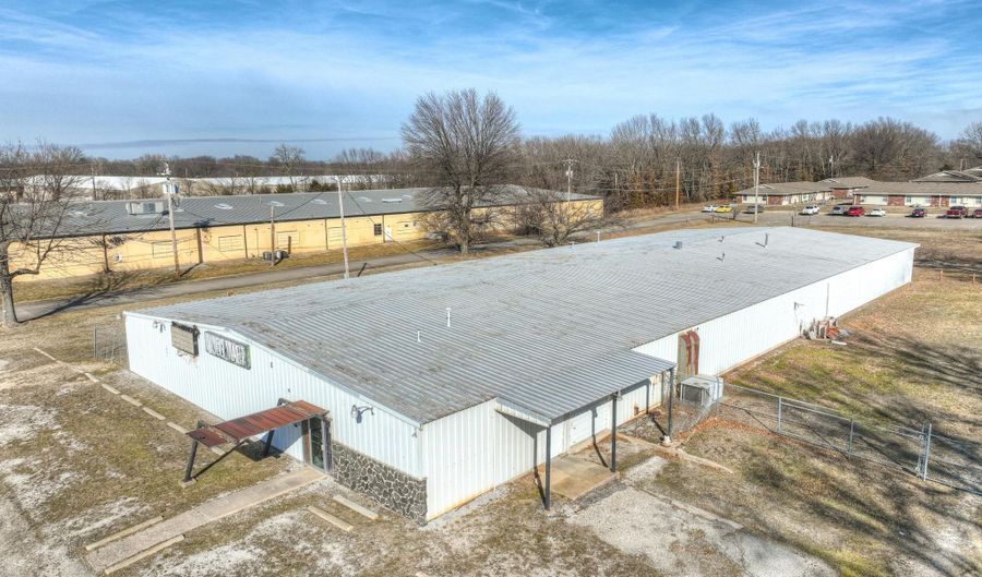 2800 Roberts Rd, Baxter Springs, KS 66713 - 0 Beds, 0 Bath