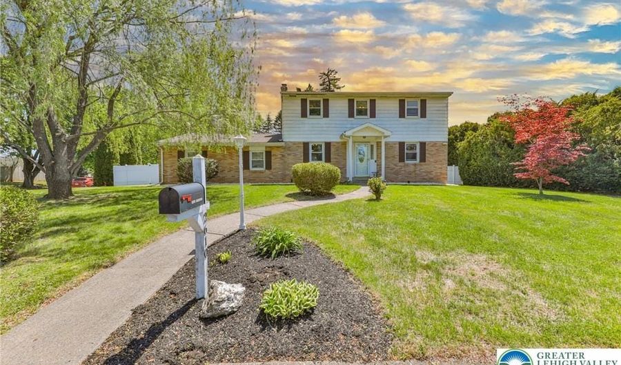 2610 Colorado St, Allentown, PA 18103 - 4 Beds, 3 Bath