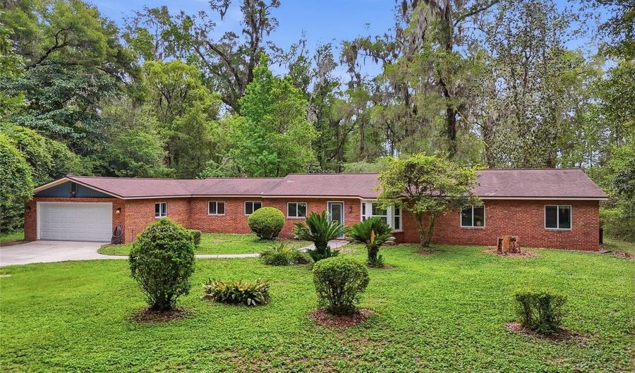 14625 NW 103RD Ter, Alachua, FL 32615 - 3 Beds, 2 Bath