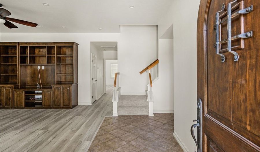 15 Mayflower, Aliso Viejo, CA 92656 - 4 Beds, 4 Bath