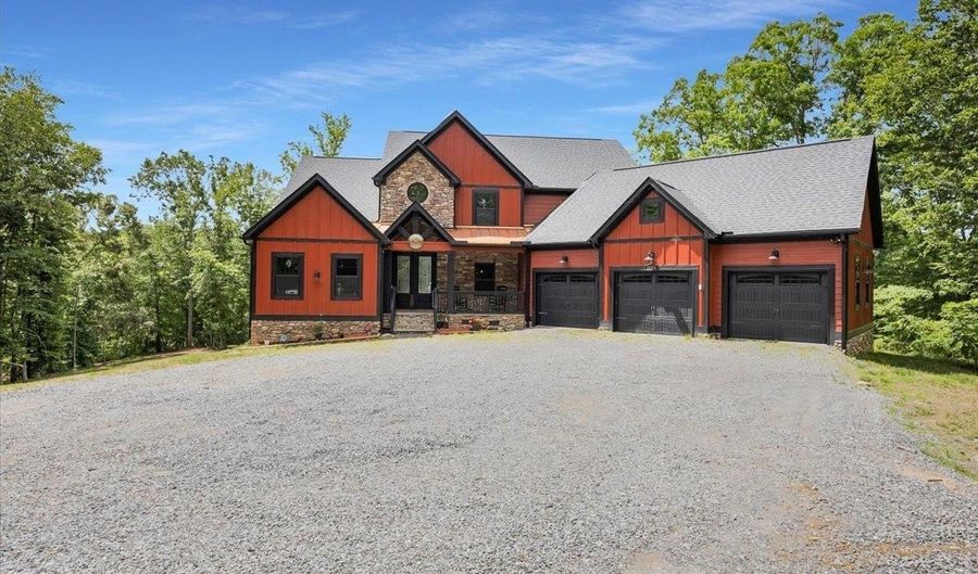1194 Ninety-Nine Island Rd, Blacksburg, SC 29702 - 4 Beds, 5 Bath