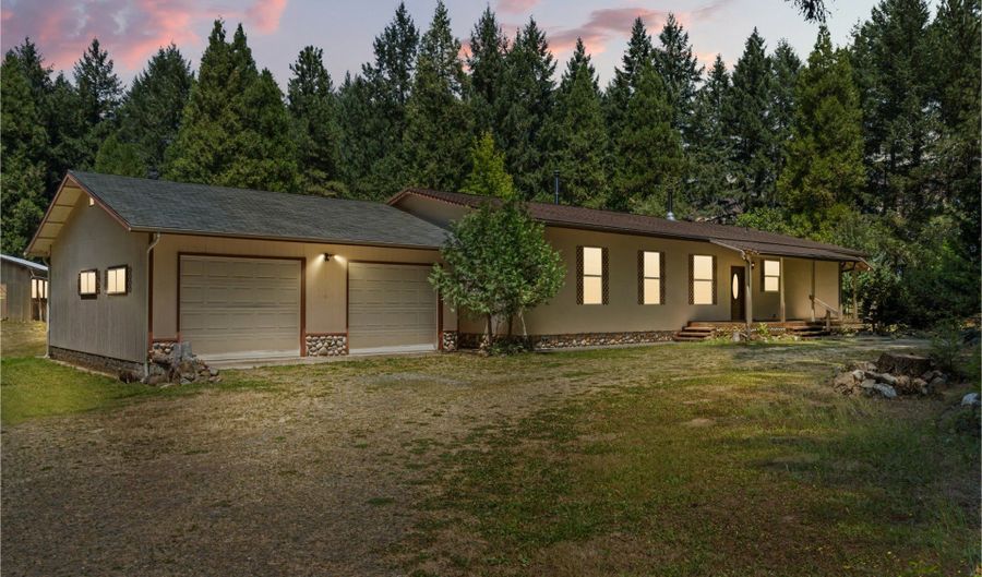 273 FAWN Ln, Azalea, OR 97410 - 3 Beds, 2 Bath