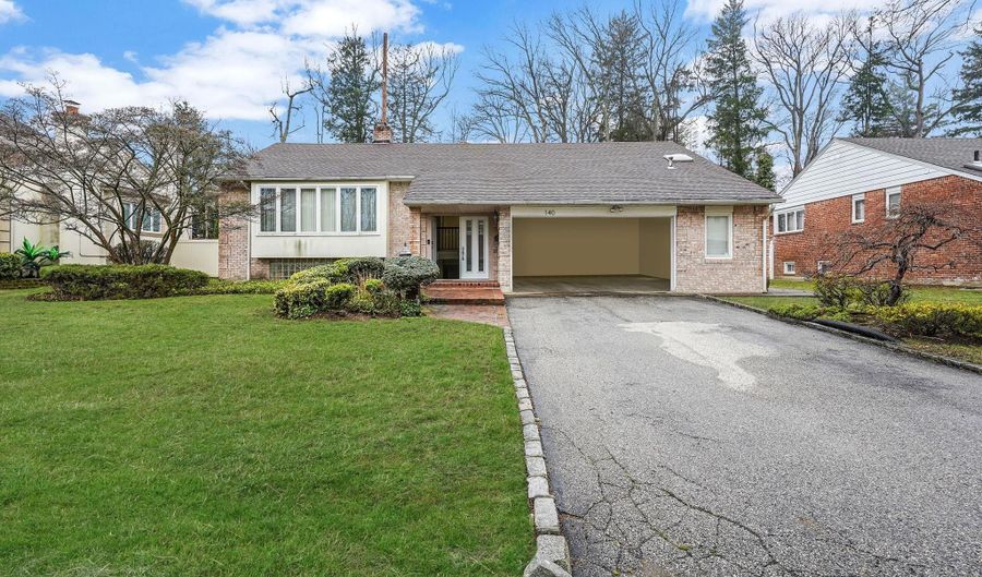 140 Dogwood Rd, Albertson, NY 11576 - 5 Beds, 3 Bath