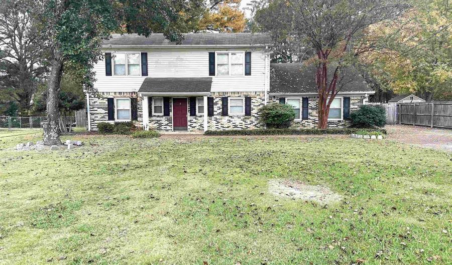 1410 Bains St, Albertville, AL 35950 - 5 Beds, 3 Bath