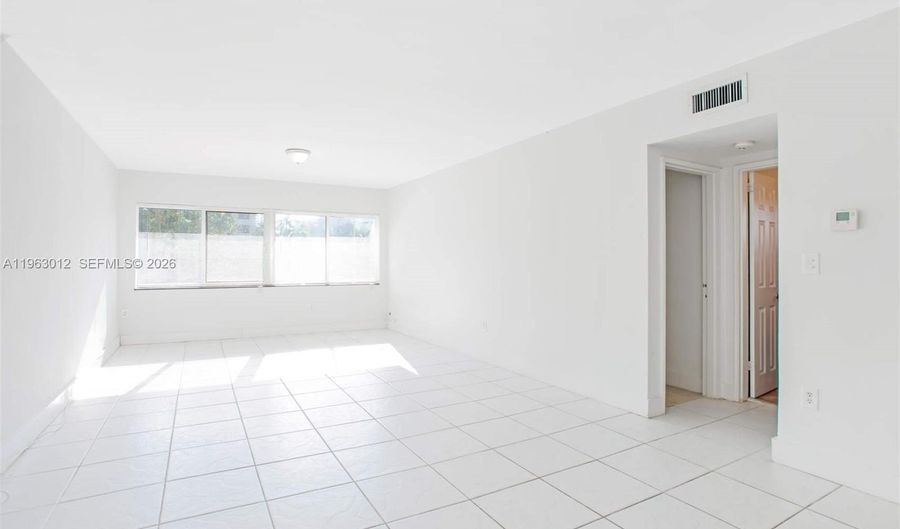 10001 W Bay Harbor Dr 208, Bay Harbor Islands, FL 33154 - 1 Beds, 1 Bath
