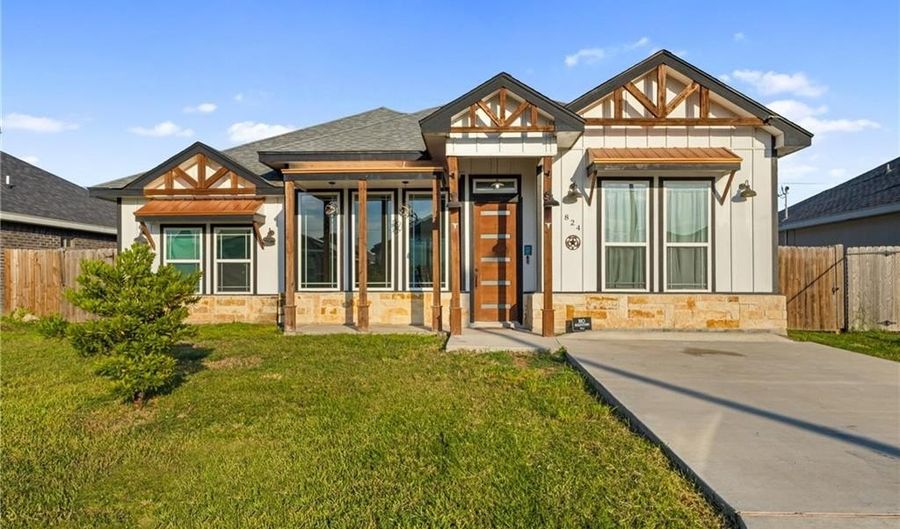 824 Whitewing St, Alamo, TX 78516 - 3 Beds, 2 Bath