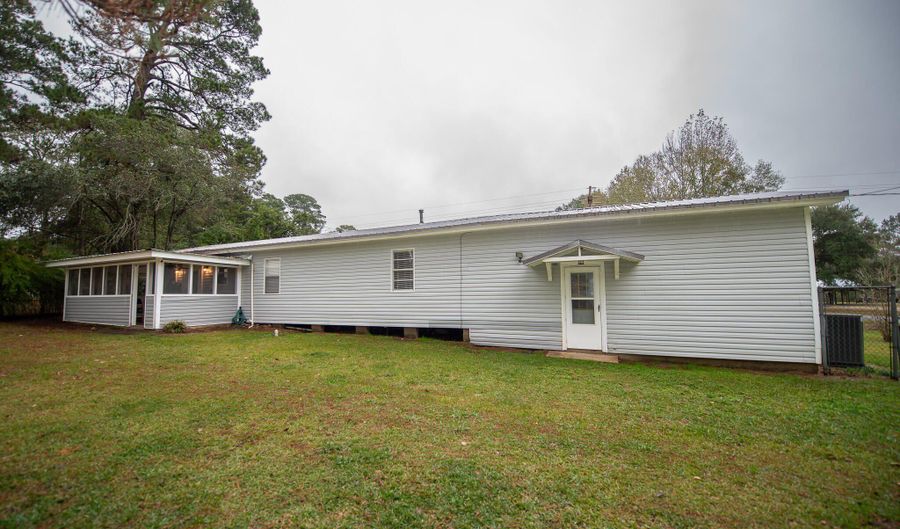 1025 Paradise Rd, Ball, LA 71405 - 3 Beds, 1 Bath