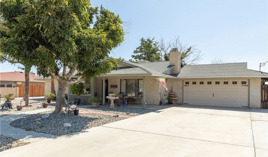 12386 Pawnee Rd, Apple Valley, CA 92308 - 3 Beds, 2 Bath