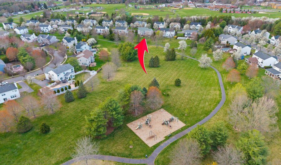 16 Heritage Dr, Allentown, NJ 08501 - 4 Beds, 3 Bath
