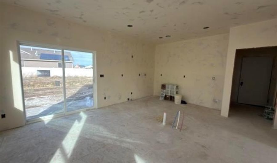 1018 Alpine Ave, Chubbuck, ID 83202 - 3 Beds, 3 Bath