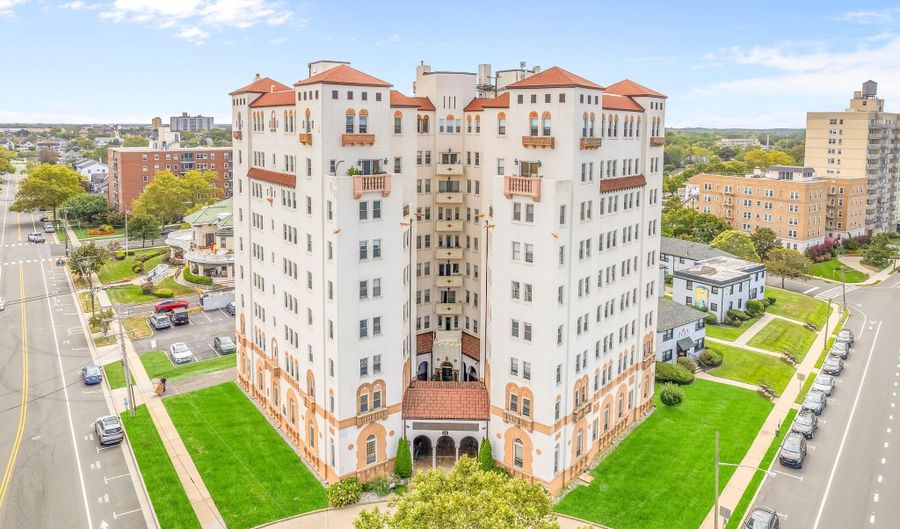 400 Deal Lake Dr 7J, Asbury Park, NJ 07712 - 2 Beds, 1 Bath