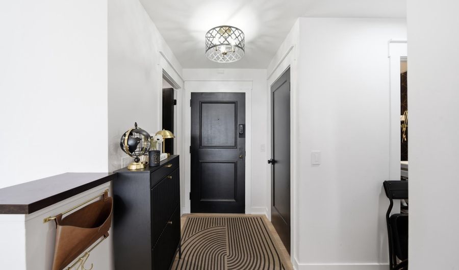 6101 EDSALL Rd 1805, Alexandria, VA 22304 - 2 Beds, 3 Bath