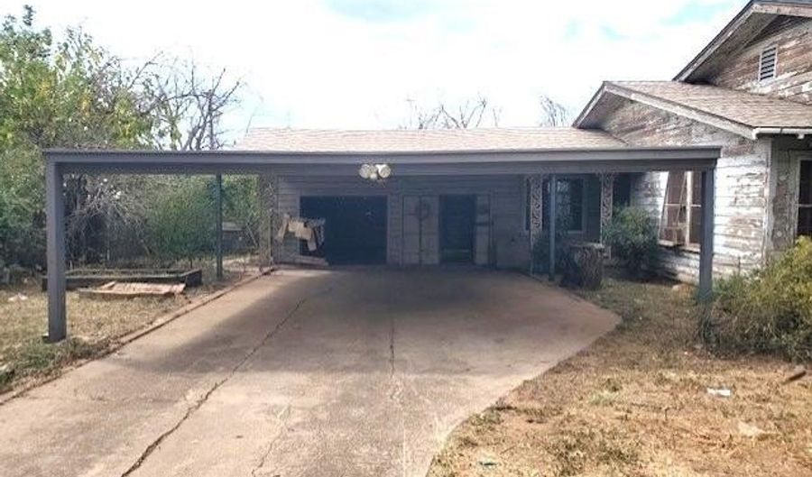 1720 Avenue M, Anson, TX 79501 - 3 Beds, 2 Bath