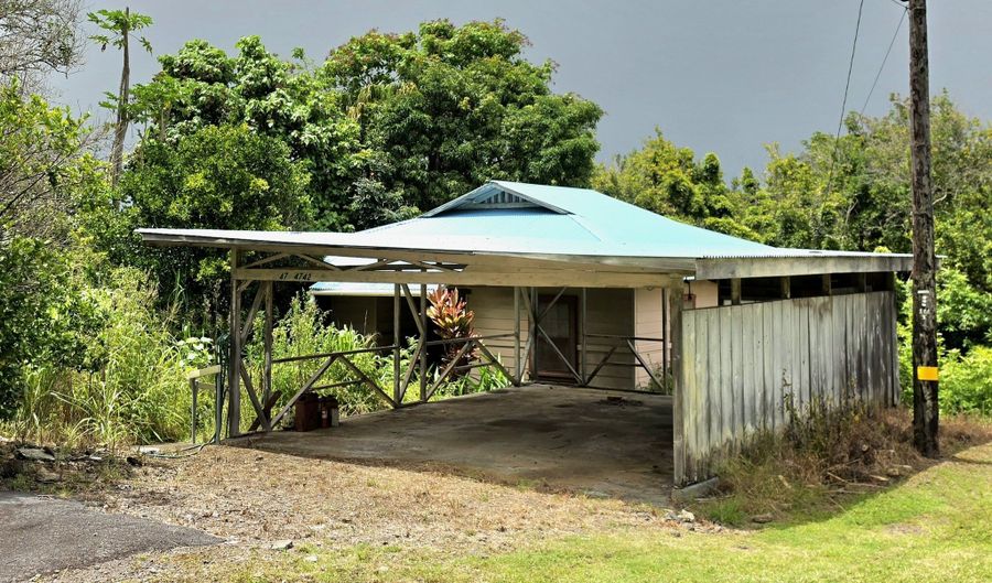 47-4742 HONOKAA WAIPIO Rd, Honokaa, HI 96727 - 4 Beds, 2 Bath