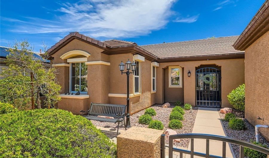 2549 Terrytown Ave, Henderson, NV 89052 - 2 Beds, 2 Bath