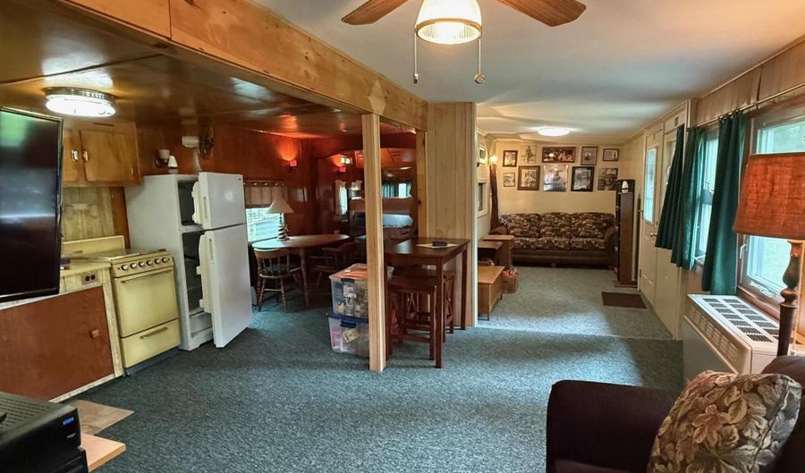 137 Sherwood Dr, Becket, MA 01223 - 1 Beds, 1 Bath
