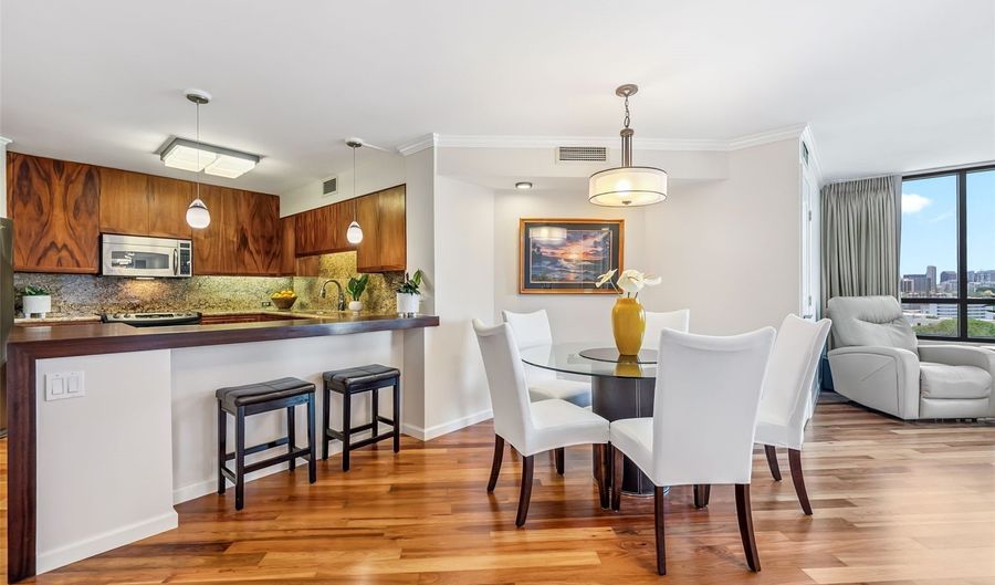 1525 Wilder Ave 901, Honolulu, HI 96822 - 1 Beds, 1 Bath