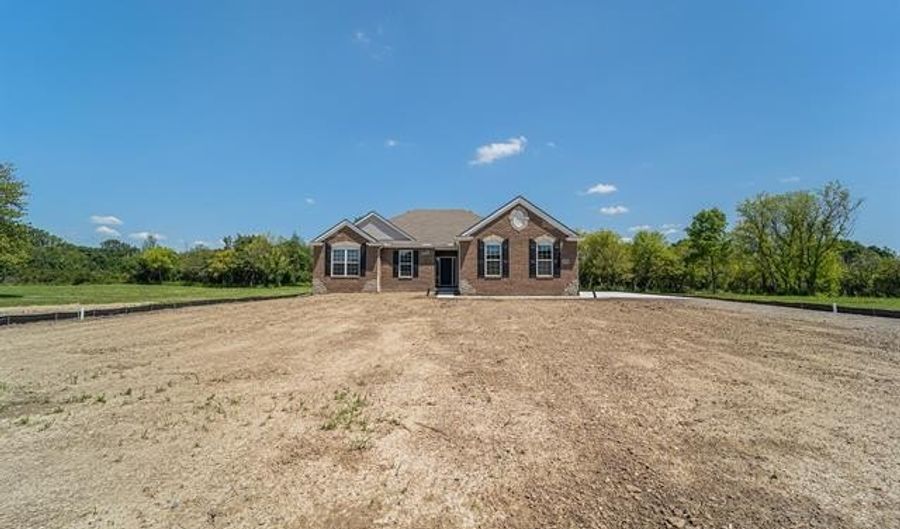 71714 Hidden River Dr, Armada, MI 48005 - 3 Beds, 3 Bath