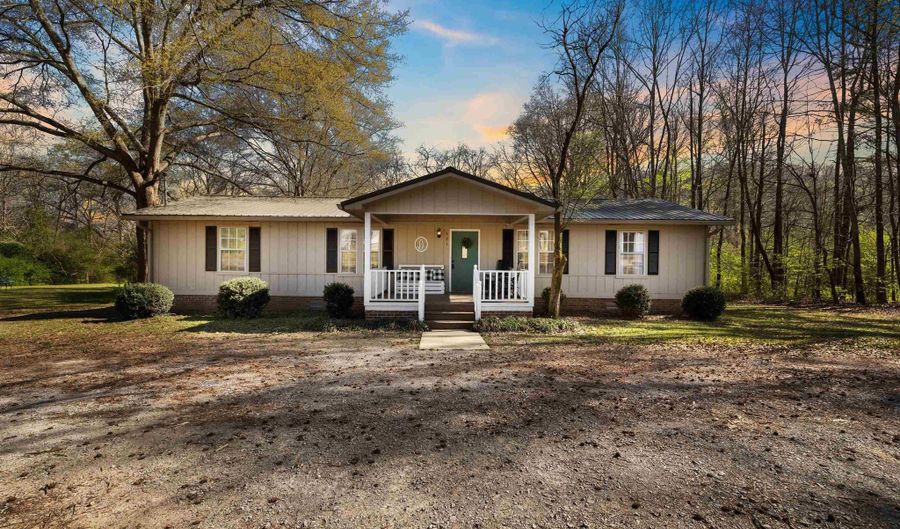 901 GALLANT Rd, Attalla, AL 35954 - 3 Beds, 2 Bath