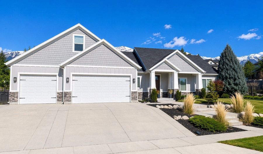 50 E HUNTERS Cir, Alpine, UT 84004 - 6 Beds, 4 Bath