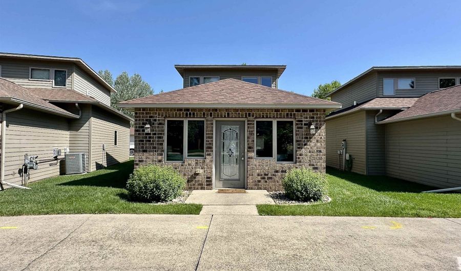 342 Benit Dr 11, Arnolds Park, IA 51331 - 2 Beds, 2 Bath