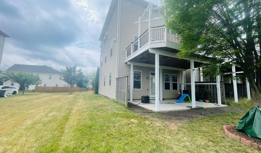 24677 CAPECASTLE Ter, Aldie, VA 20105 - 4 Beds, 4 Bath