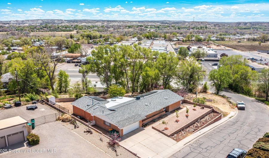 200 MESA Dr, Aztec, NM 87410 - 4 Beds, 3 Bath