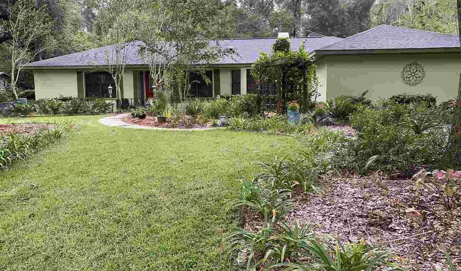 2225 NW 38th Dr, Gainesville, FL 32605 - 3 Beds, 2 Bath