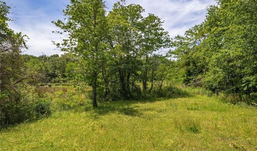 TBD Lakeland DR lot 8, Alma, AR 72921 - 0 Beds, 0 Bath