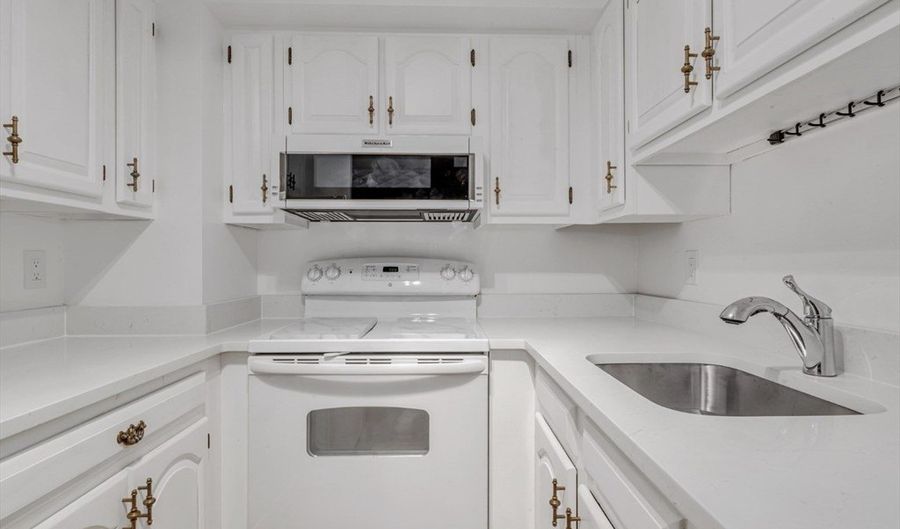 357 Commercial St 219, Boston, MA 02109 - 1 Beds, 1 Bath
