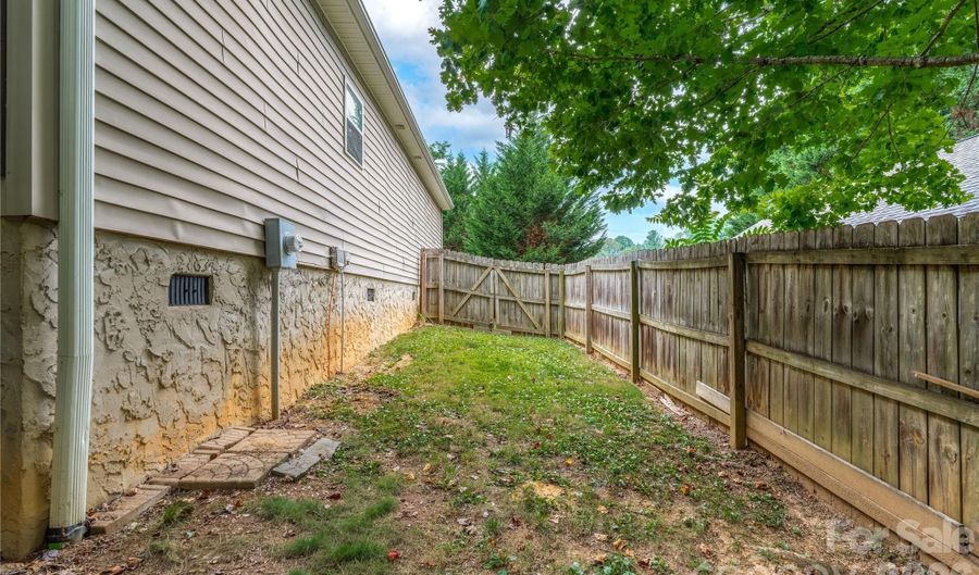 41 Wilmington St, Asheville, NC 28806 - 3 Beds, 2 Bath