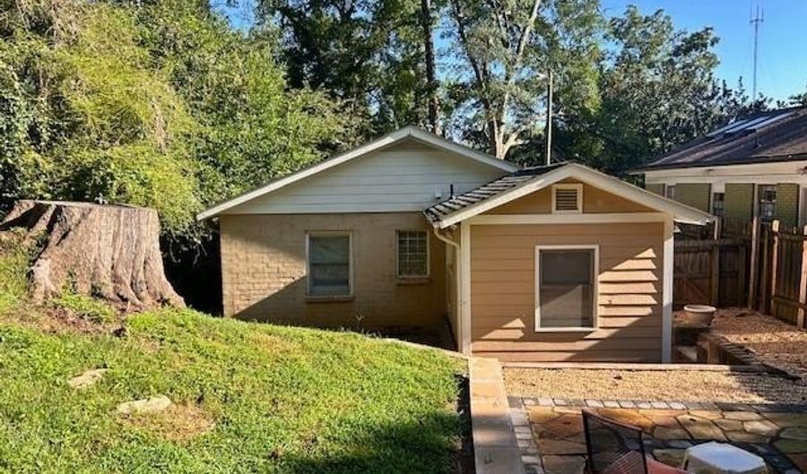 695 A United Ave SE, Atlanta, GA 30312 - 2 Beds, 1 Bath