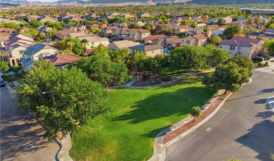 10604 S Calico Pines Ave, Las Vegas, NV 89135 - 3 Beds, 2 Bath