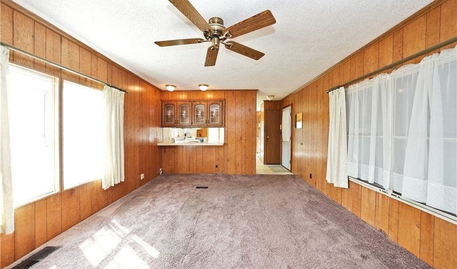 182 Bush Gdns, Alden, NY 14004 - 2 Beds, 1 Bath