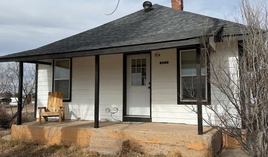 303 Lee St, Briggsdale, CO 80611 - 3 Beds, 1 Bath