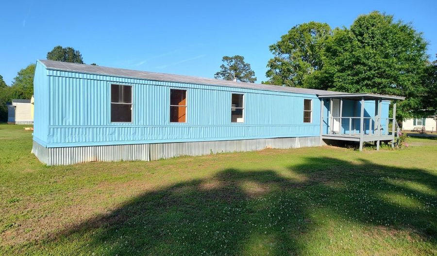 43 Newton Trl, Andrews, SC 29510 - 3 Beds, 2 Bath