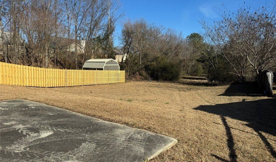 209 King Arthur Pl, Alabaster, AL 35007 - 3 Beds, 2 Bath