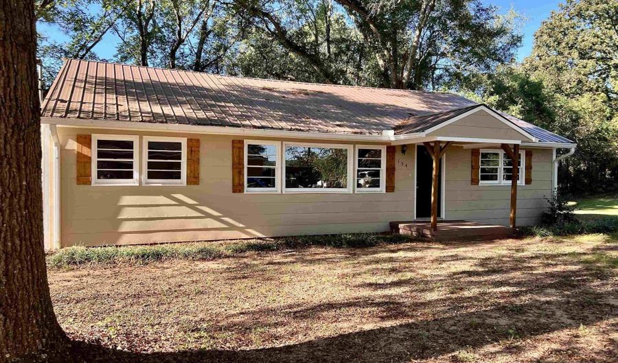 154 1ST AVE PINECREST, Anniston, AL 36201 - 3 Beds, 2 Bath