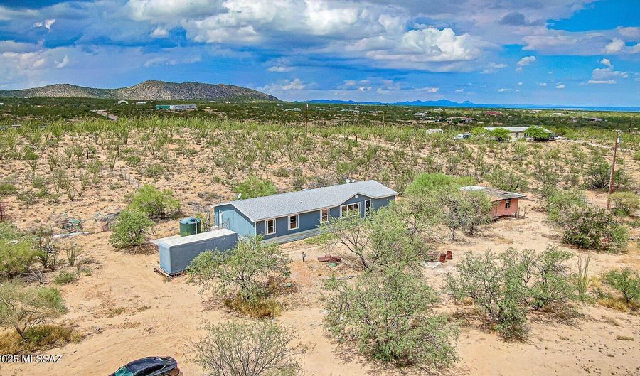 7015 W Pinto Rd, Sahuarita, AZ 85629 - 4 Beds, 3 Bath