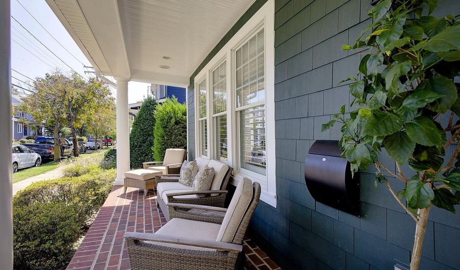 520 SECOND St, Annapolis, MD 21403 - 4 Beds, 4 Bath