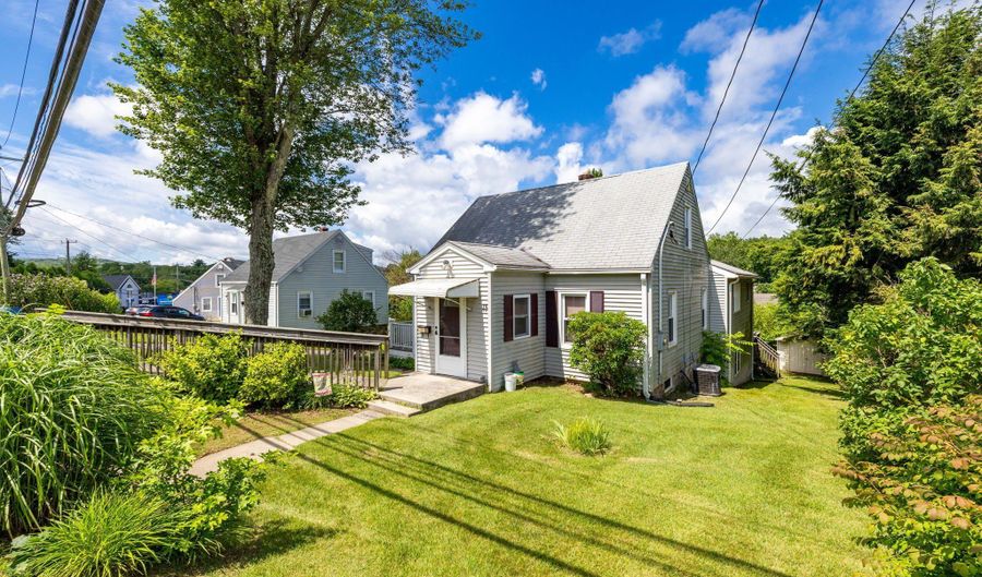 15 Boardman St, Bristol, CT 06010 - 4 Beds, 2 Bath