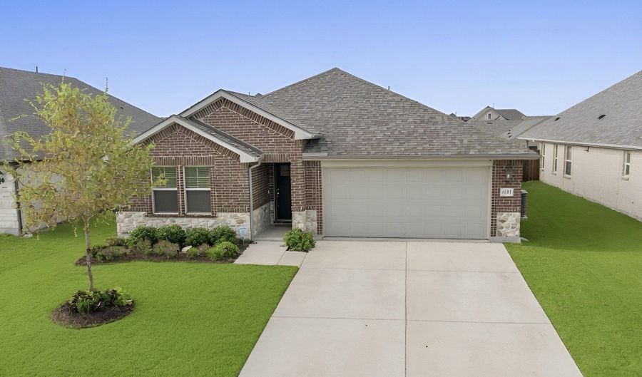 1113 Gardendale Hollow Ln, Anna, TX 75409 - 4 Beds, 3 Bath