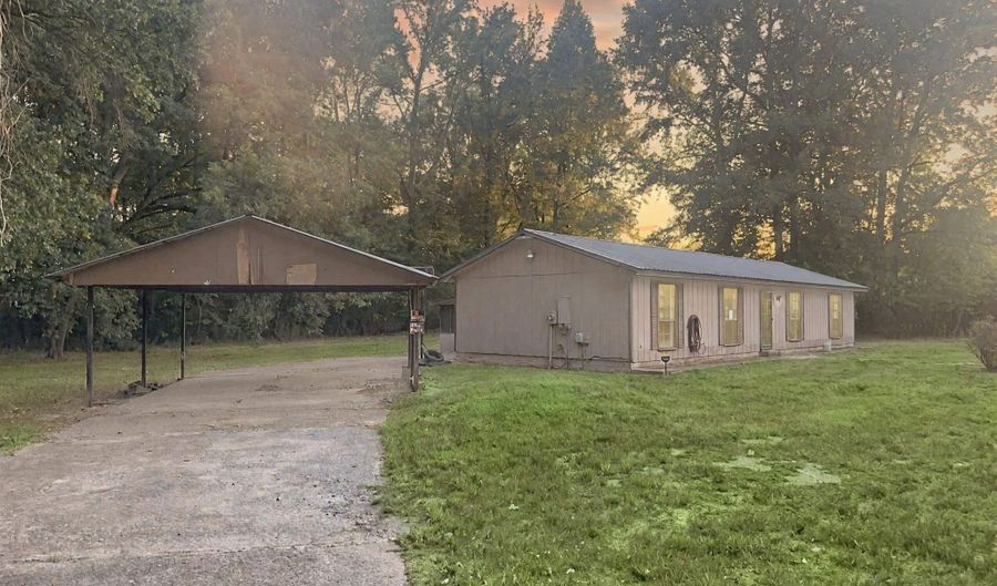 3622 Lincoln Ave, Alexander, AR 72022 - 2 Beds, 2 Bath