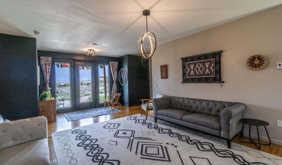663 HAMPTON CANYON Rd, Aztec, NM 87410 - 4 Beds, 4 Bath