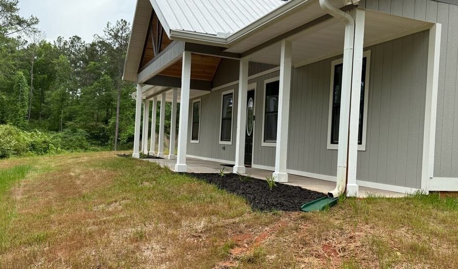 405 Ramah Church, Barnesville, GA 30204 - 4 Beds, 3 Bath