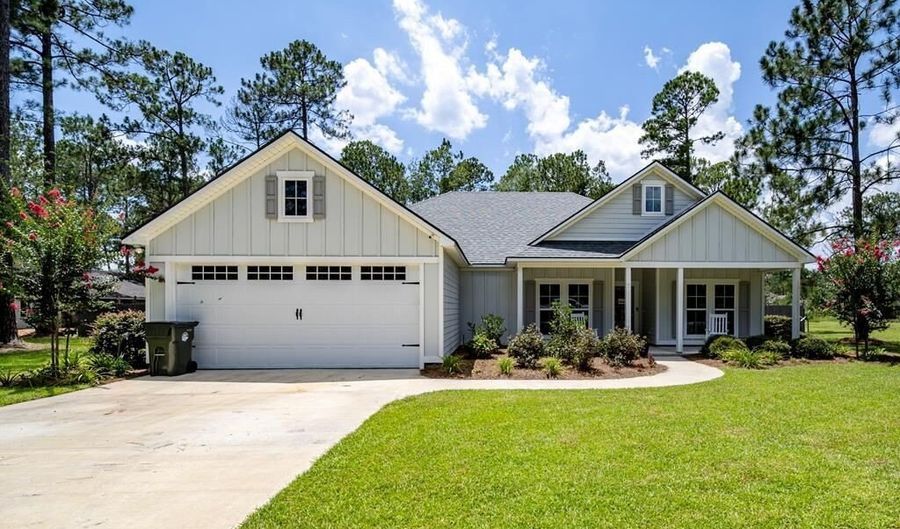 1503 George St, Adel, GA 31620 - 4 Beds, 2 Bath