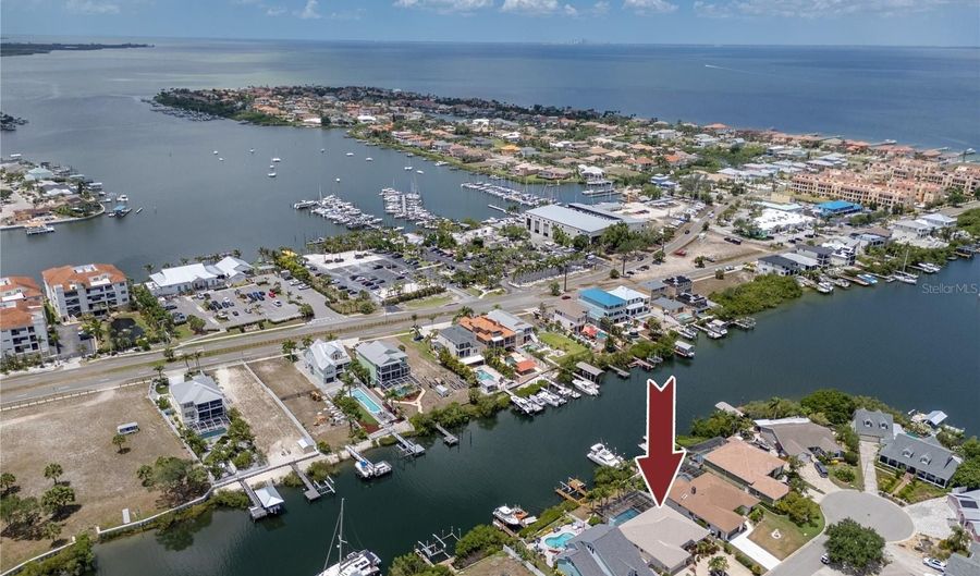 1116 KINGFISH Pl, Apollo Beach, FL 33572 - 3 Beds, 2 Bath