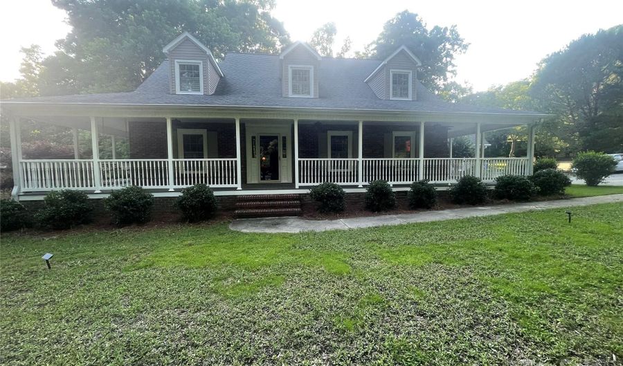 1619 Bellamy Cir, Albemarle, NC 28001 - 4 Beds, 3 Bath