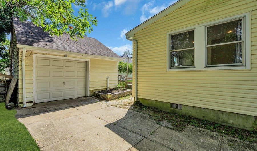 645 Beachwood Blvd, Beachwood, NJ 08722 - 3 Beds, 1 Bath